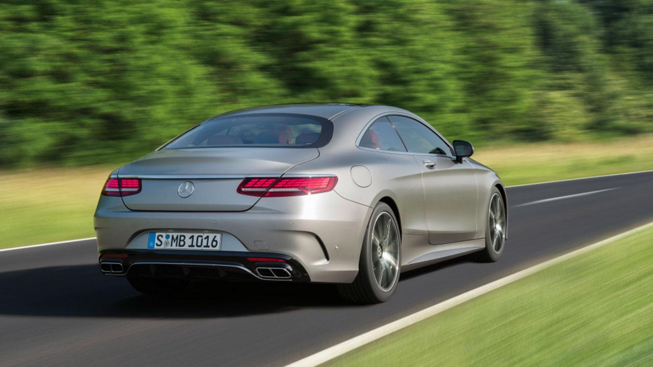Mercedes-Benz - Heckansicht - bei Automagazin Plus