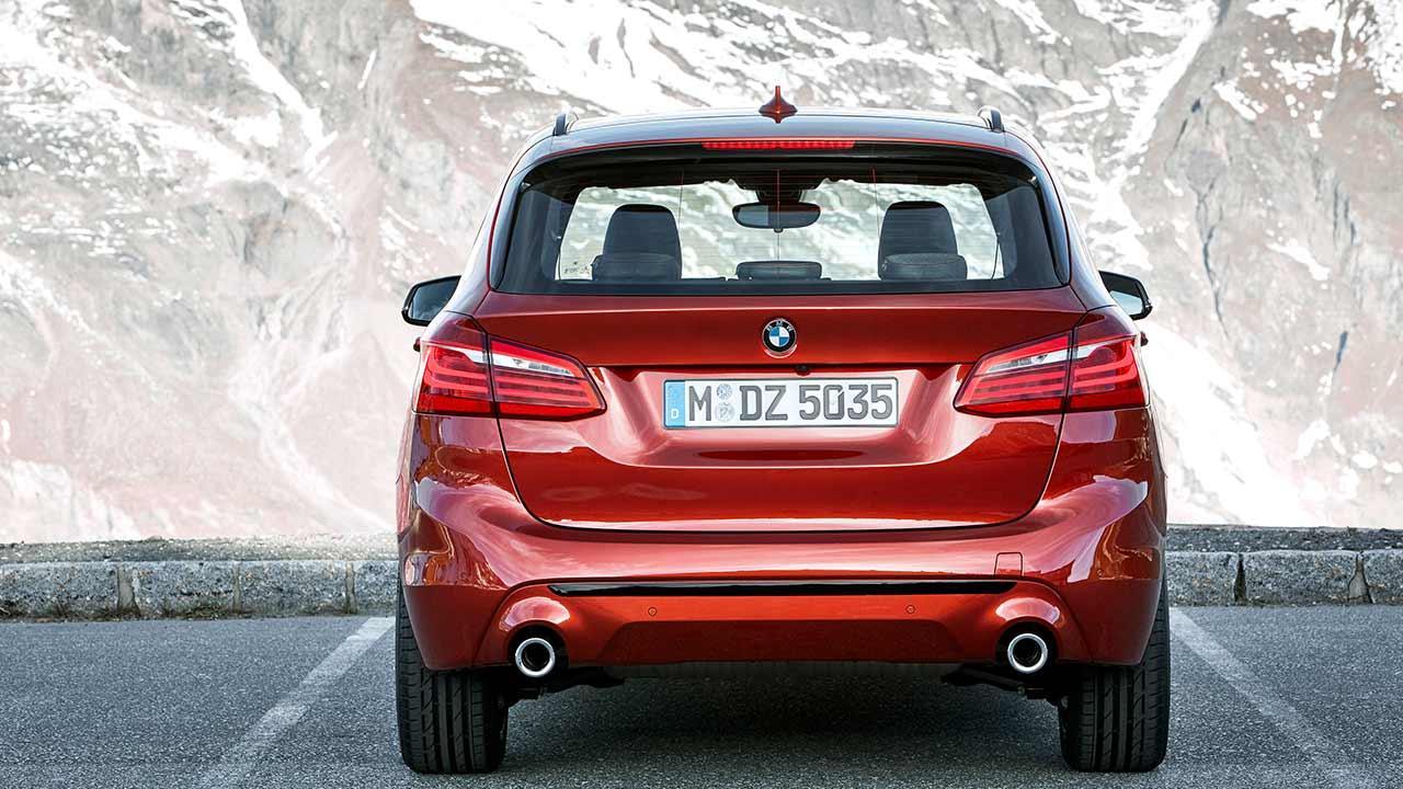 BMW 2er Active Tourer 2018 - Heckansicht - bei Automagazin Plus
