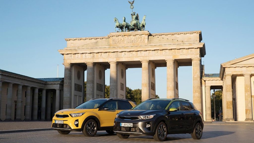 Kia Stonic - 2 Kias in Berlin bei Automagazin Plus