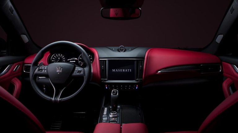Maserati Levante GranSport V6 - Innenraum